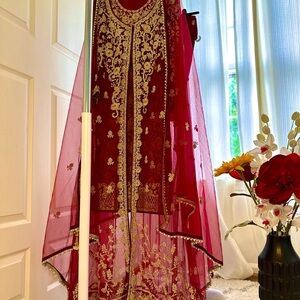 Red and Gold Embroidered party wear Dress #Indian #Pakistani #Bangladeshi